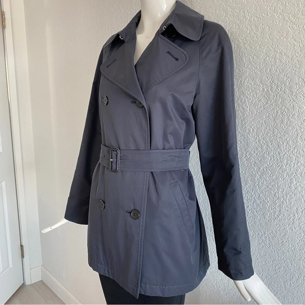 Burberry navy double breasted jacket - Picture 2 of 13